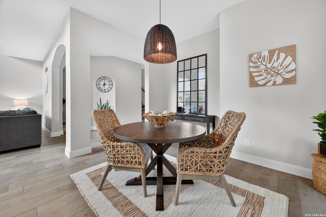 5850 Sweetwater, San Antonio, TX 78253