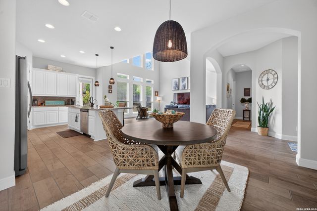 5850 Sweetwater, San Antonio, TX 78253