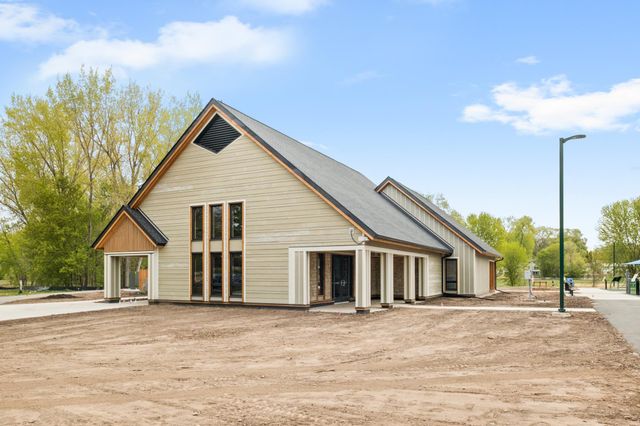 517 17th Avenue NW, New Brighton, MN 55112