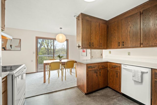 517 17th Avenue NW, New Brighton, MN 55112