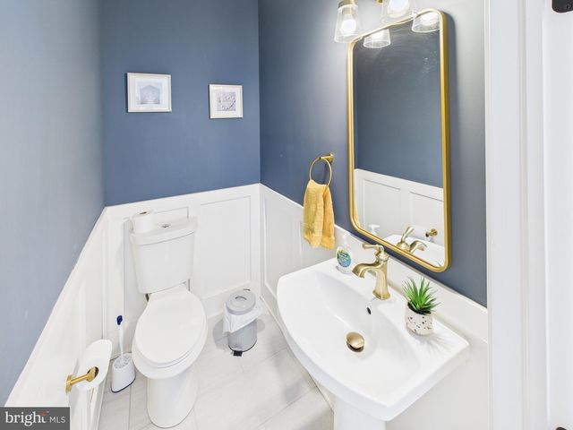 305 W LEMON ST, Lancaster, PA 17603