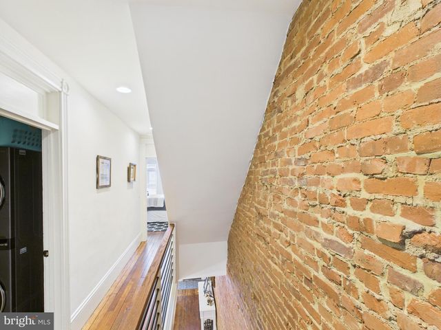 305 W LEMON ST, Lancaster, PA 17603