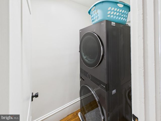 305 W LEMON ST, Lancaster, PA 17603