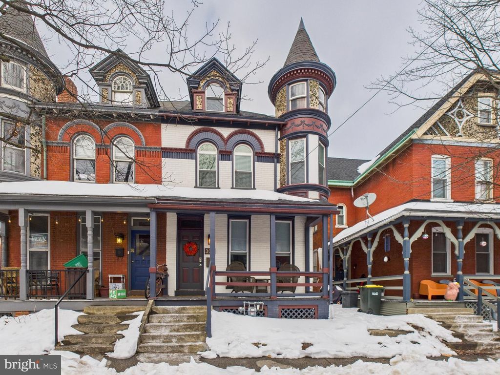 305 W LEMON ST, Lancaster, PA 17603