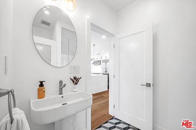 4841 Minden Place, Los Angeles, CA 90041