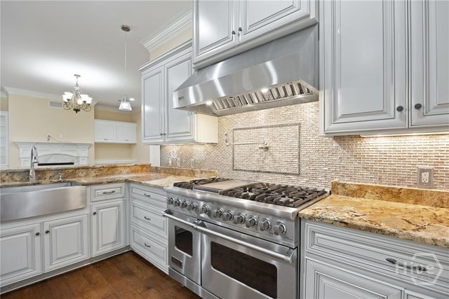 1913 Saint Catherine Circle, Richmond Hill, GA 31324