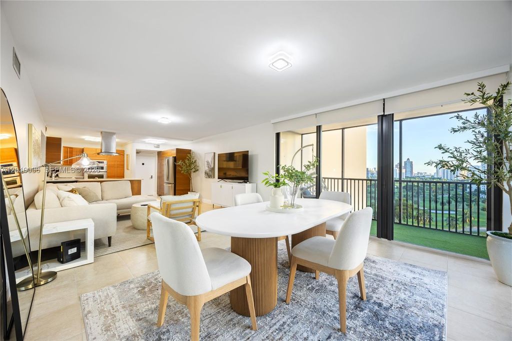 20379 W Country Club Dr 1239, Aventura, FL 33180