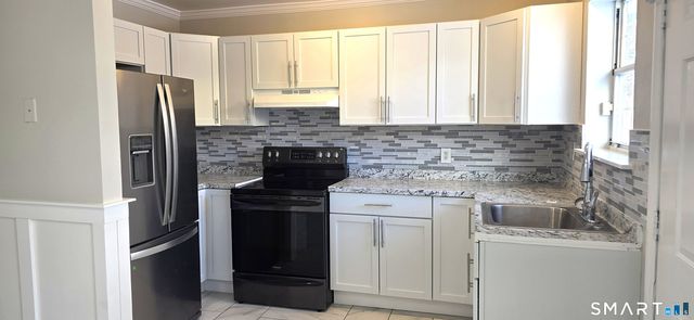 769 Sylvan Avenue 13, Bridgeport, CT 06606