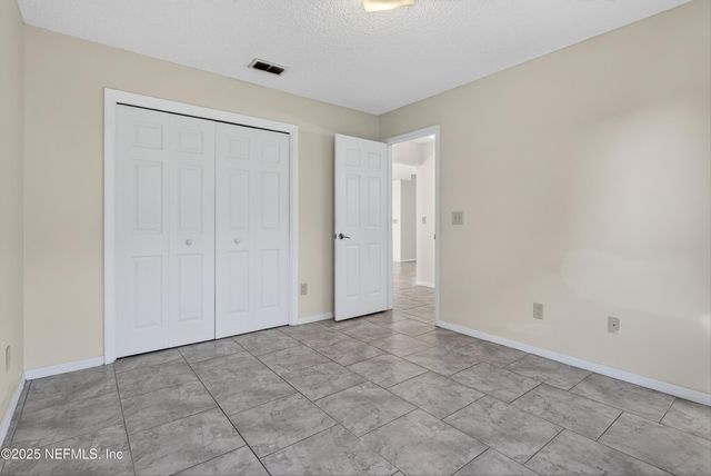 11170 WANDERING OAKS Drive, Jacksonville, FL 32257