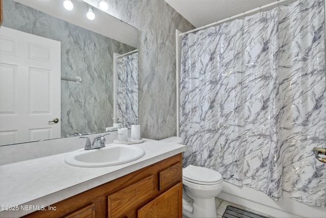 11170 WANDERING OAKS Drive, Jacksonville, FL 32257