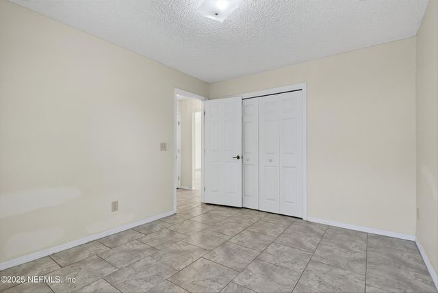 11170 WANDERING OAKS Drive, Jacksonville, FL 32257