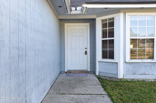 11170 WANDERING OAKS Drive, Jacksonville, FL 32257