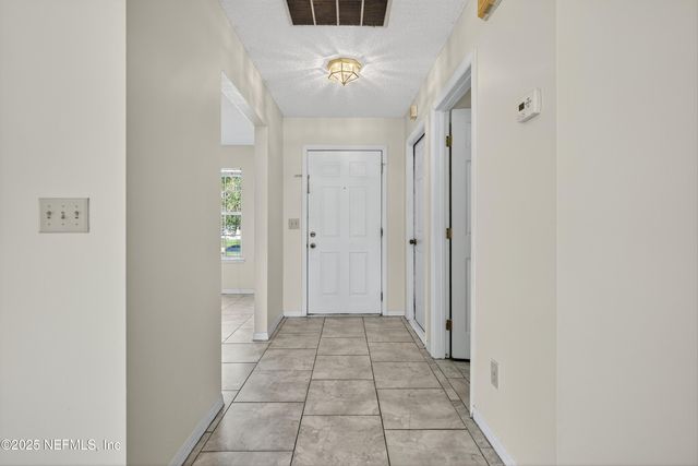 11170 WANDERING OAKS Drive, Jacksonville, FL 32257