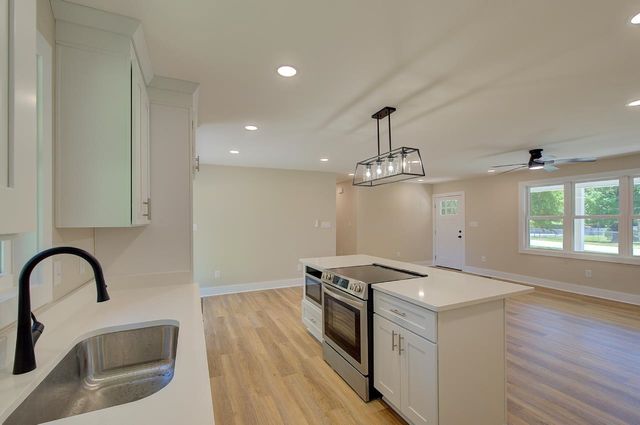 302 Thompson Road, Chesnee, SC 29323