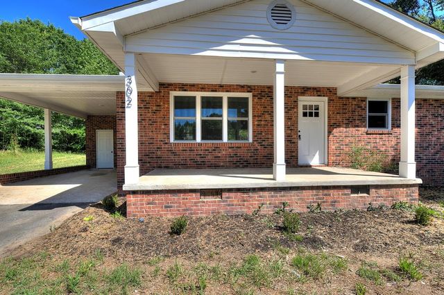 302 Thompson Road, Chesnee, SC 29323