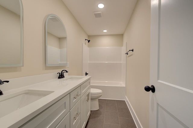 302 Thompson Road, Chesnee, SC 29323