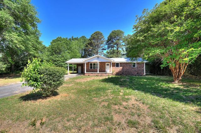 302 Thompson Road, Chesnee, SC 29323