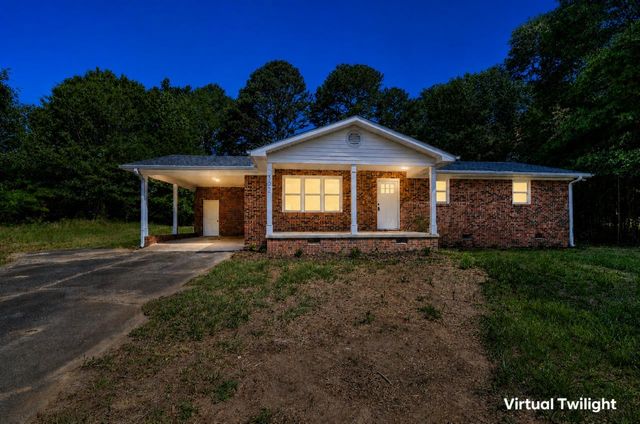 302 Thompson Road, Chesnee, SC 29323