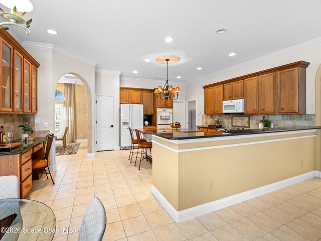 992 Balmoral Way, Melbourne, FL 32940