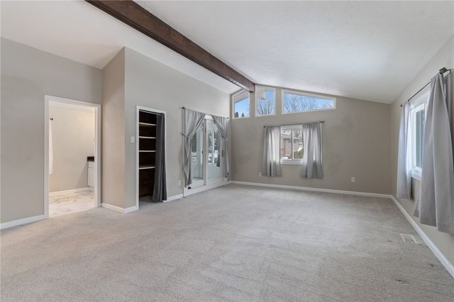 10 Nevins Road, Henrietta, NY 14467