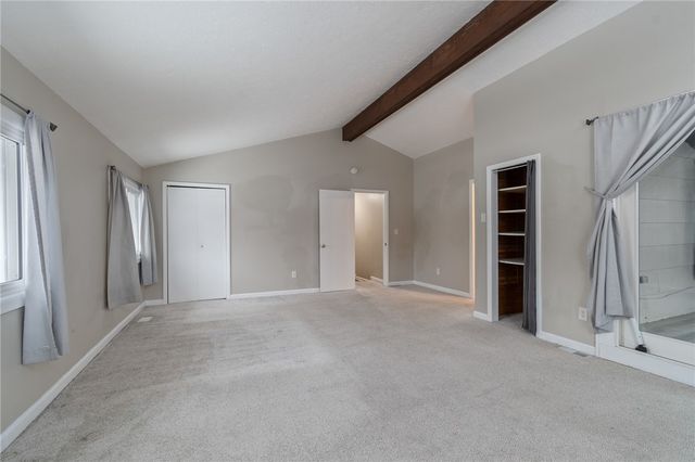 10 Nevins Road, Henrietta, NY 14467