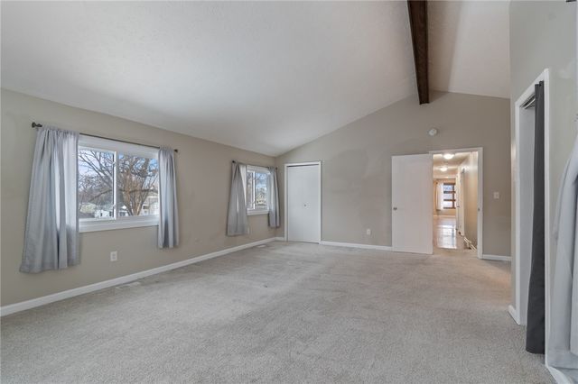 10 Nevins Road, Henrietta, NY 14467