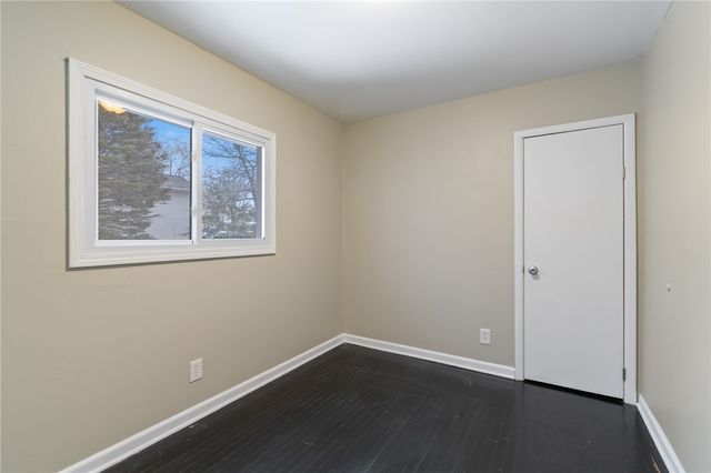 10 Nevins Road, Henrietta, NY 14467