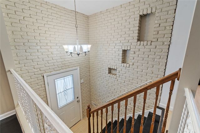 10 Nevins Road, Henrietta, NY 14467