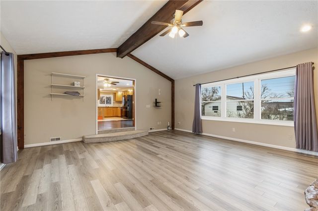 10 Nevins Road, Henrietta, NY 14467