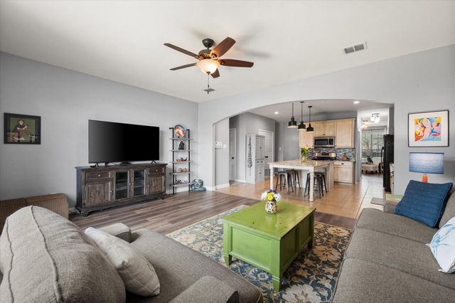 710 Fannin Lane, Mansfield, TX 76063