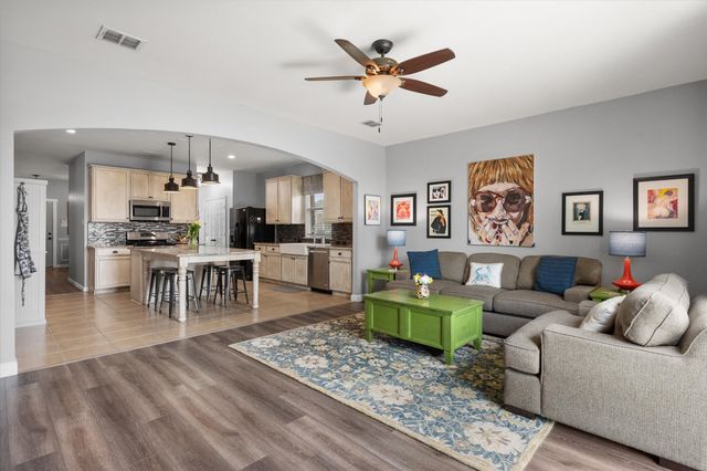 710 Fannin Lane, Mansfield, TX 76063