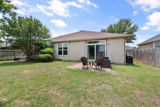 710 Fannin Lane, Mansfield, TX 76063