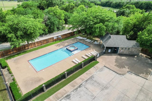 710 Fannin Lane, Mansfield, TX 76063