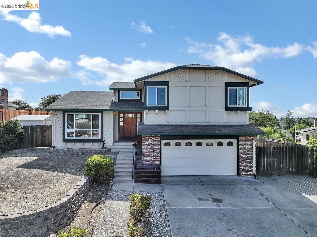 Image 2 of property listing at 3318 Bluejay Drive, Antioch, CA 94509