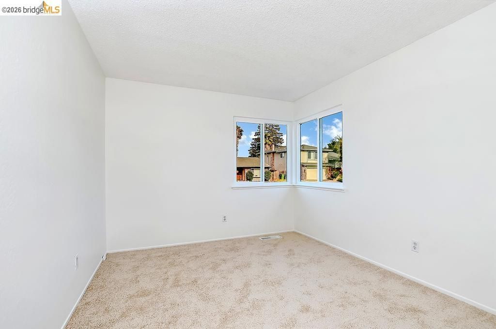 Image 25 of property listing at 3318 Bluejay Drive, Antioch, CA 94509