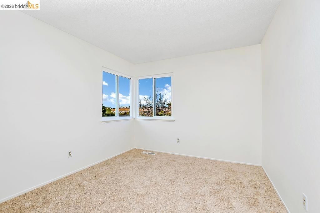 Image 27 of property listing at 3318 Bluejay Drive, Antioch, CA 94509