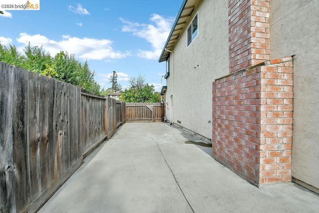 Image 35 of property listing at 3318 Bluejay Drive, Antioch, CA 94509