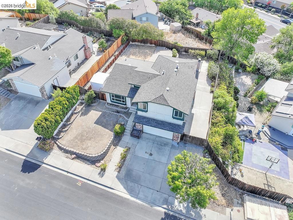 Image 4 of property listing at 3318 Bluejay Drive, Antioch, CA 94509