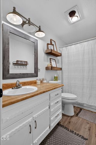 8122 New Hope Road, Grants Pass, OR 97527