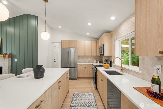 20515 196th Avenue SE, Renton, WA 98058