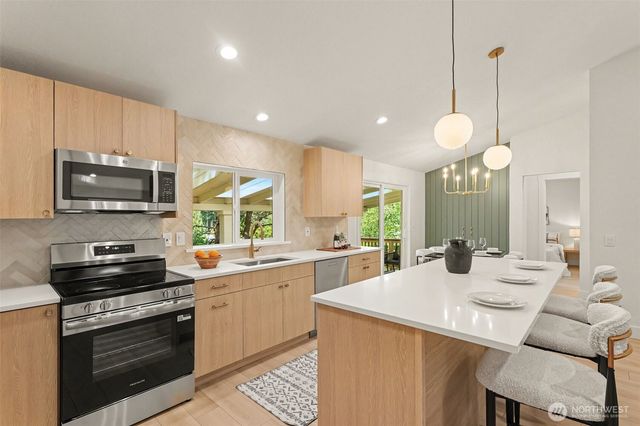 20515 196th Avenue SE, Renton, WA 98058