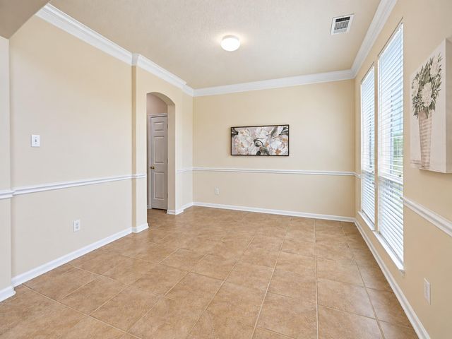 122 Marina Oaks Drive, Kemah, TX 77565