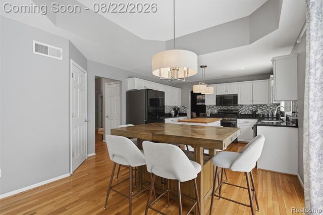 1188 Trailside Boulevard, Wixom, MI 48393