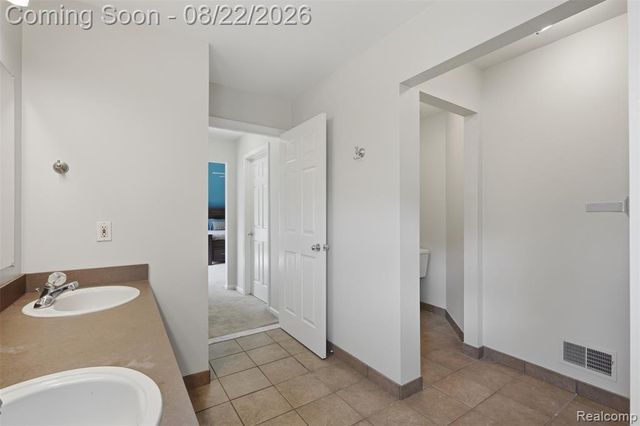 1188 Trailside Boulevard, Wixom, MI 48393
