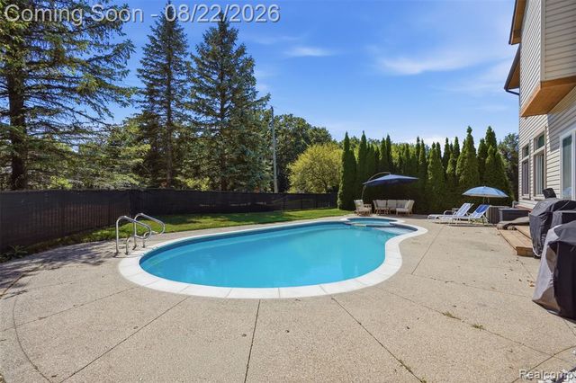 1188 Trailside Boulevard, Wixom, MI 48393