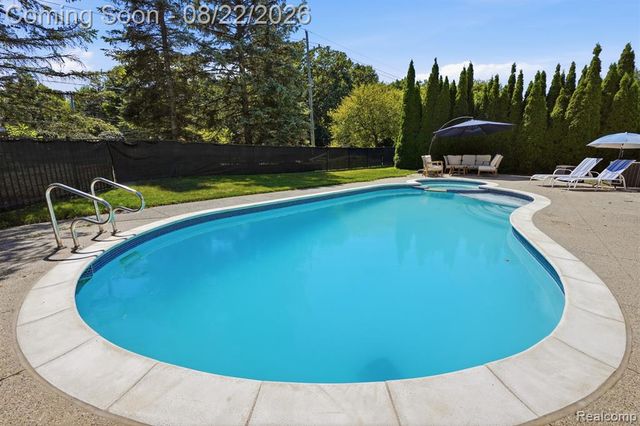 1188 Trailside Boulevard, Wixom, MI 48393