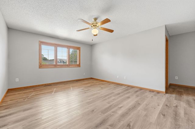 230 Butternut Circle, Carver, MN 55315
