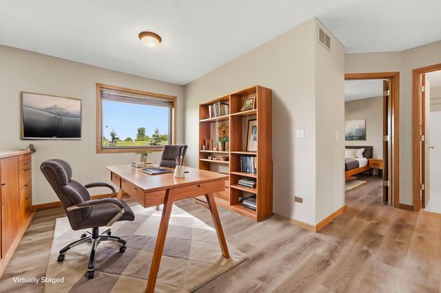 230 Butternut Circle, Carver, MN 55315