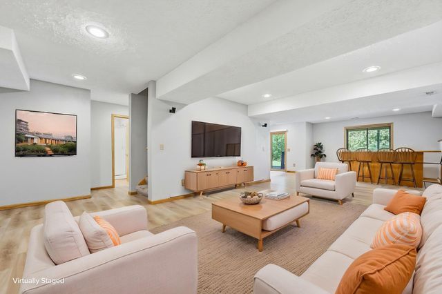 230 Butternut Circle, Carver, MN 55315