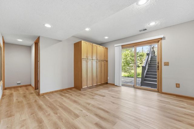 230 Butternut Circle, Carver, MN 55315